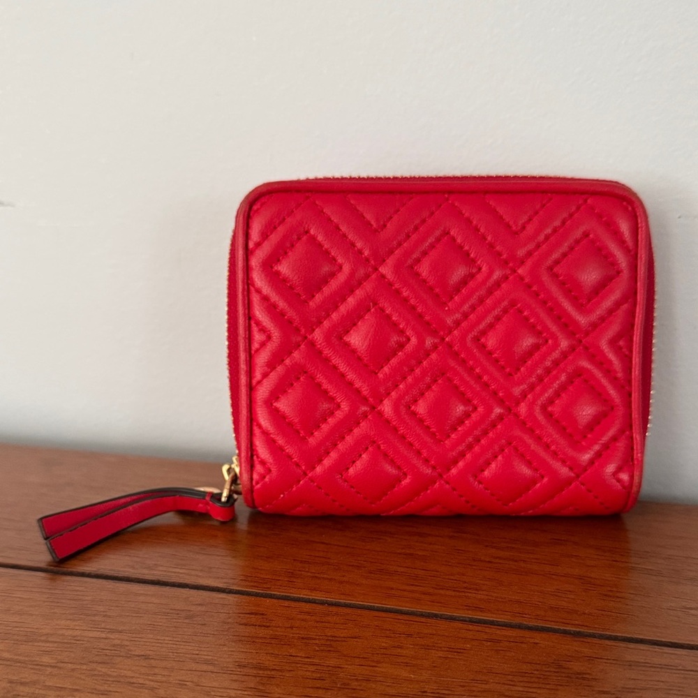 Tory Burch Quilted Zip-Around Wallet